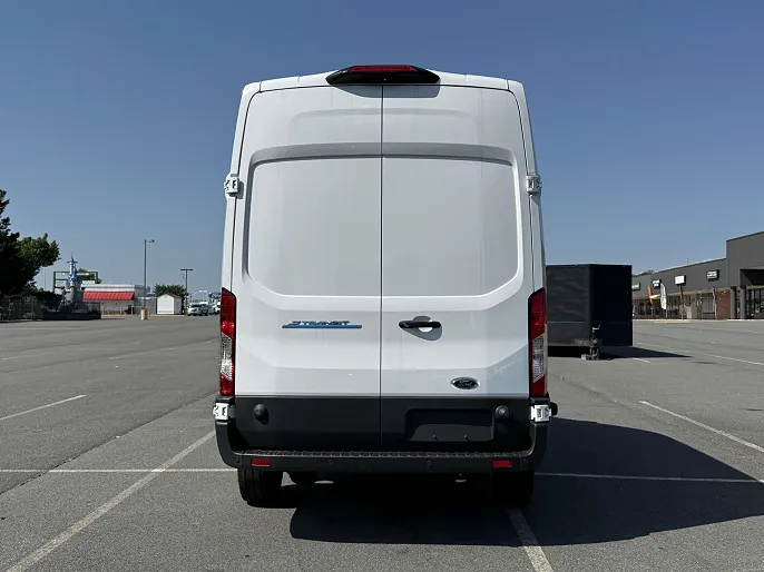 2023 Ford E-Transit