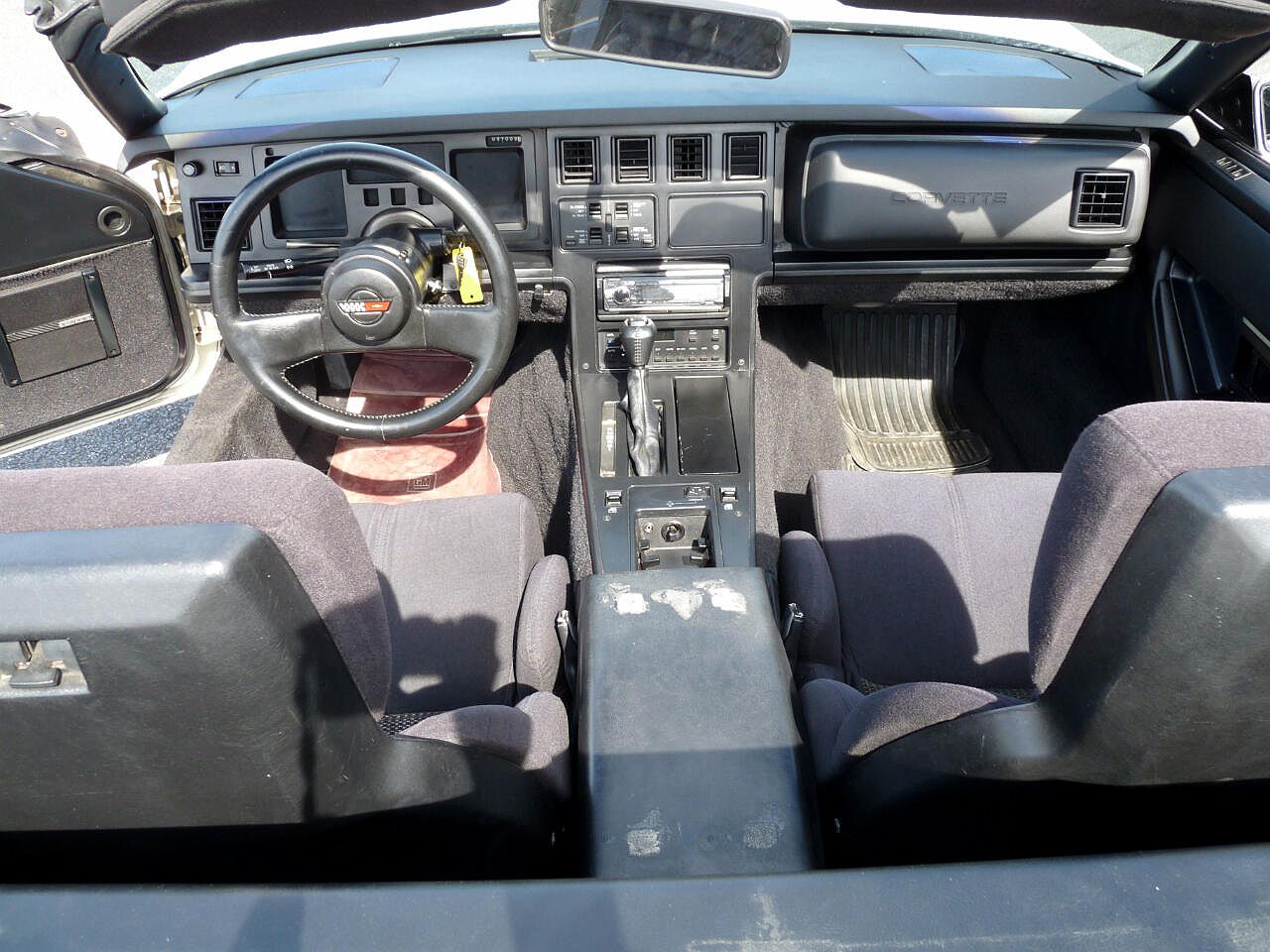 1989 Chevrolet Corvette null image 9