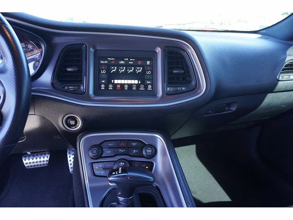 2020 Dodge Challenger GT image 4