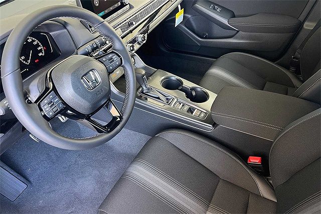 2024 Honda Civic Sport image 5