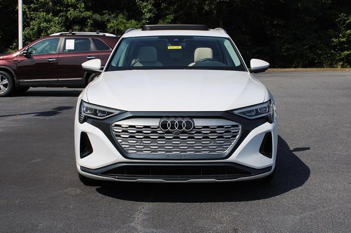2024 Audi Q8 e-tron