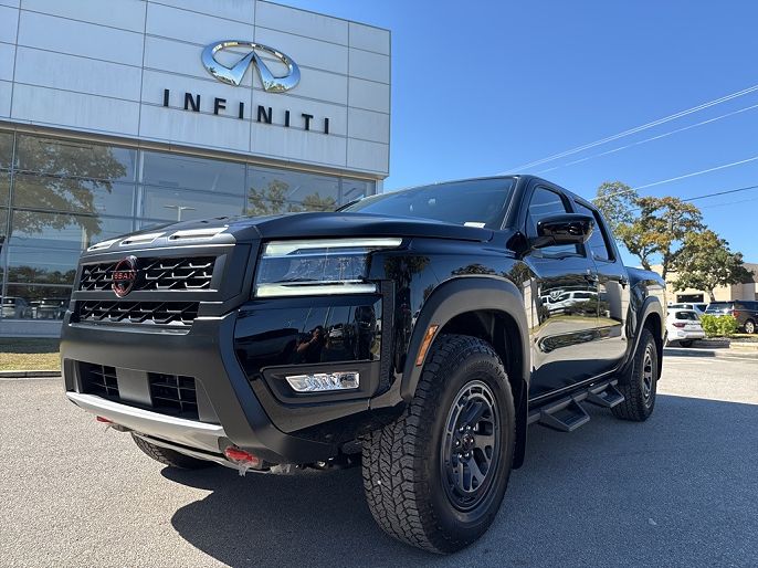 2025 Nissan Frontier