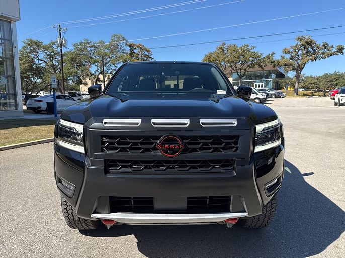2025 Nissan Frontier