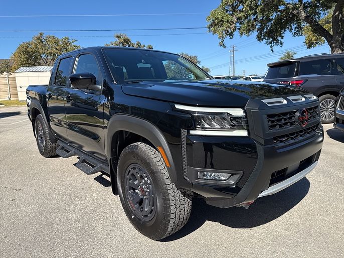 2025 Nissan Frontier