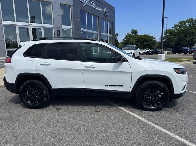 2023 Jeep Cherokee