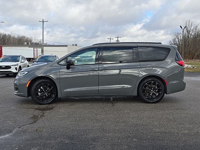 2025 Chrysler Pacifica