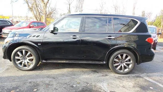 2017 Infiniti QX80