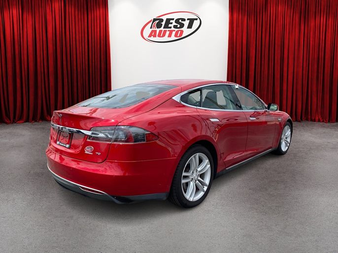 2015 Tesla Model S