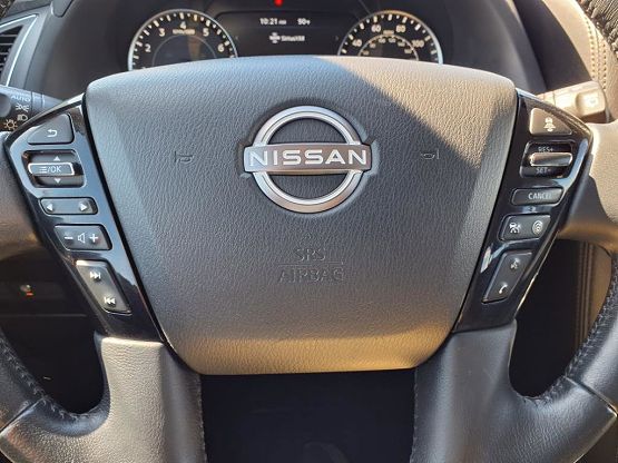 2022 Nissan Armada SV photo 11
