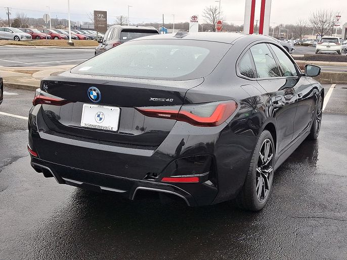 2025 BMW i4