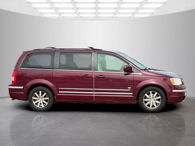 2009 Chrysler Town & Country