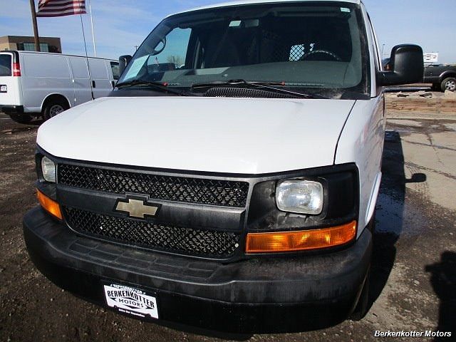 2014 Chevrolet Express 1500 image 8