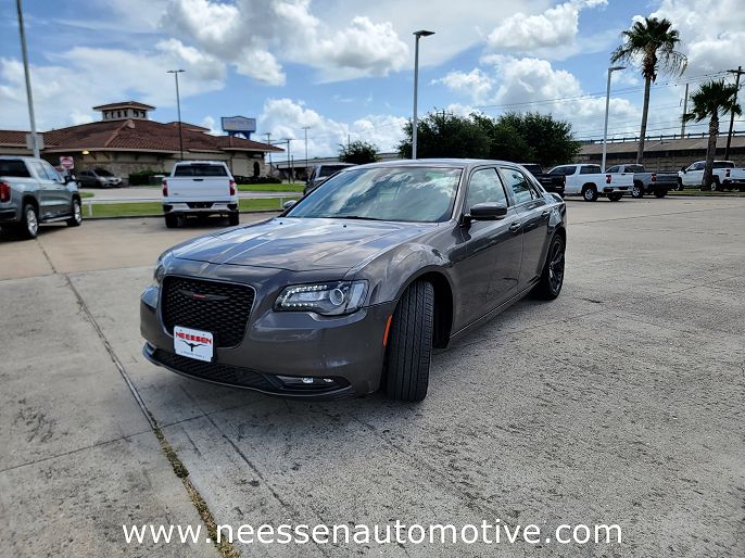 2022 Chrysler 300