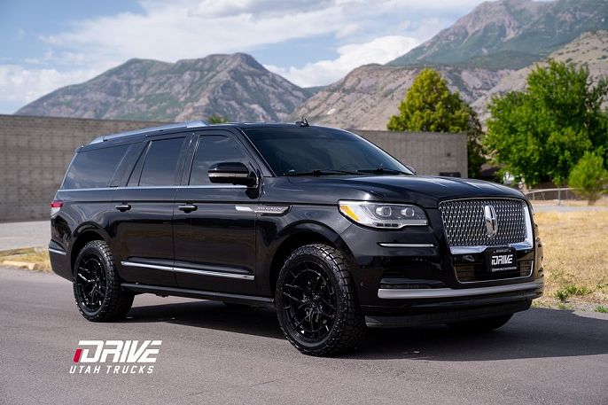 2022 Lincoln Navigator L