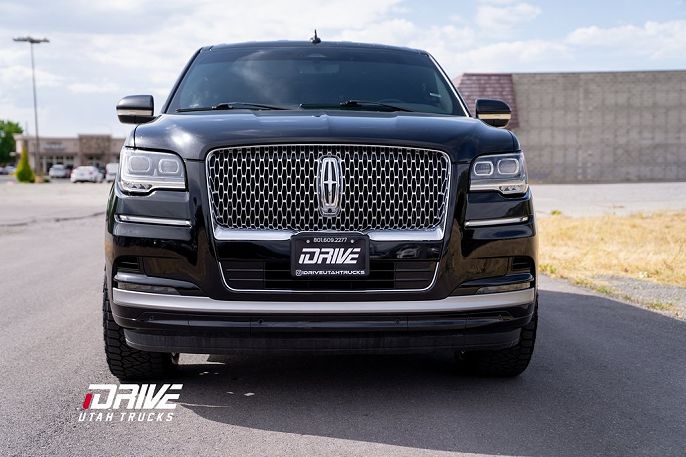 2022 Lincoln Navigator L