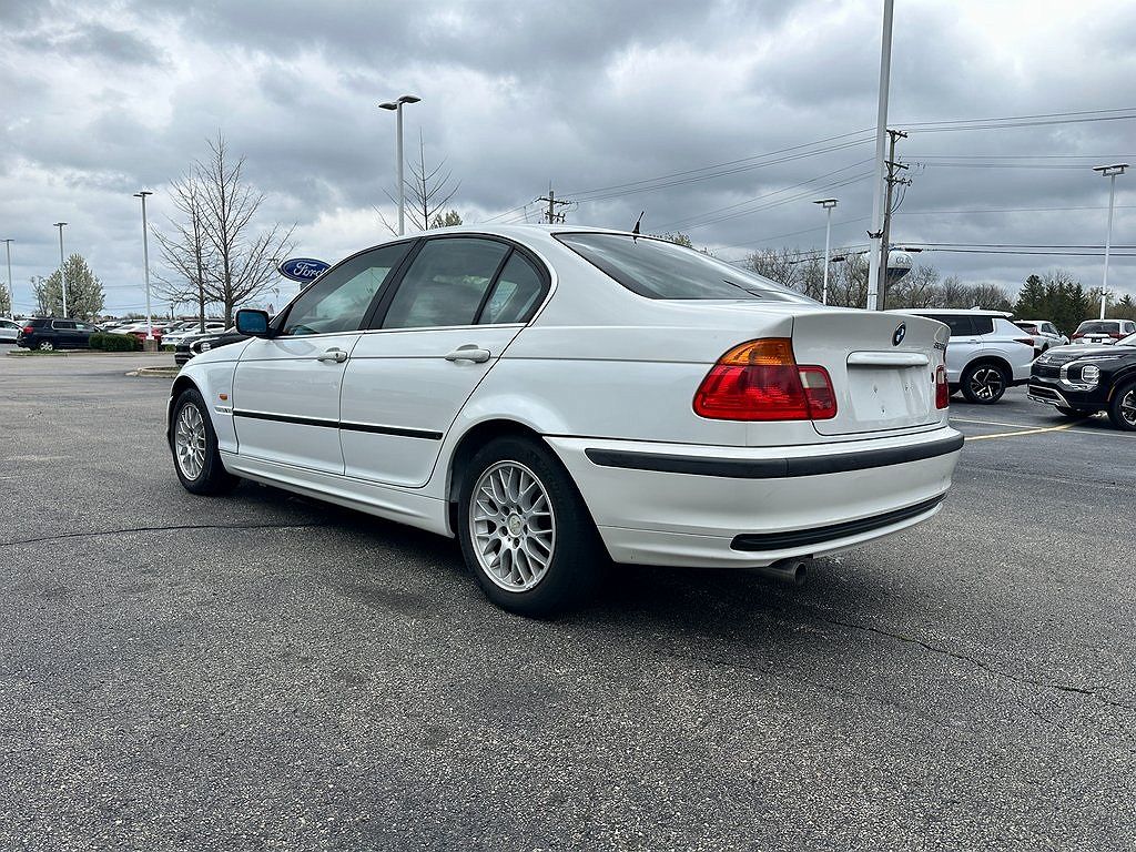 1999 BMW 3 Series 328i image 5