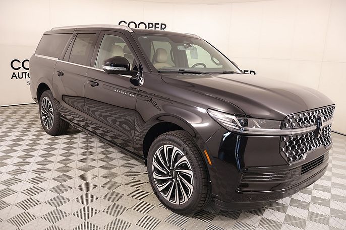 2027 Lincoln Navigator L