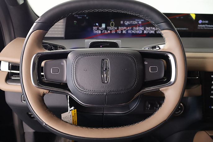 2027 Lincoln Navigator L