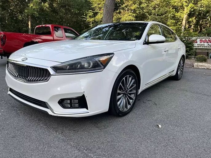 2017 Kia Cadenza