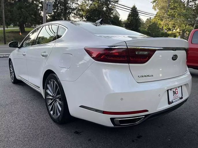 2017 Kia Cadenza