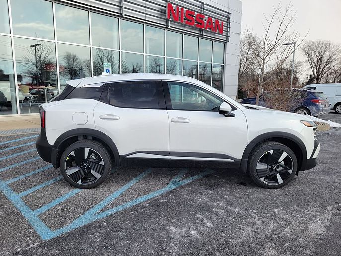 2025 Nissan Kicks