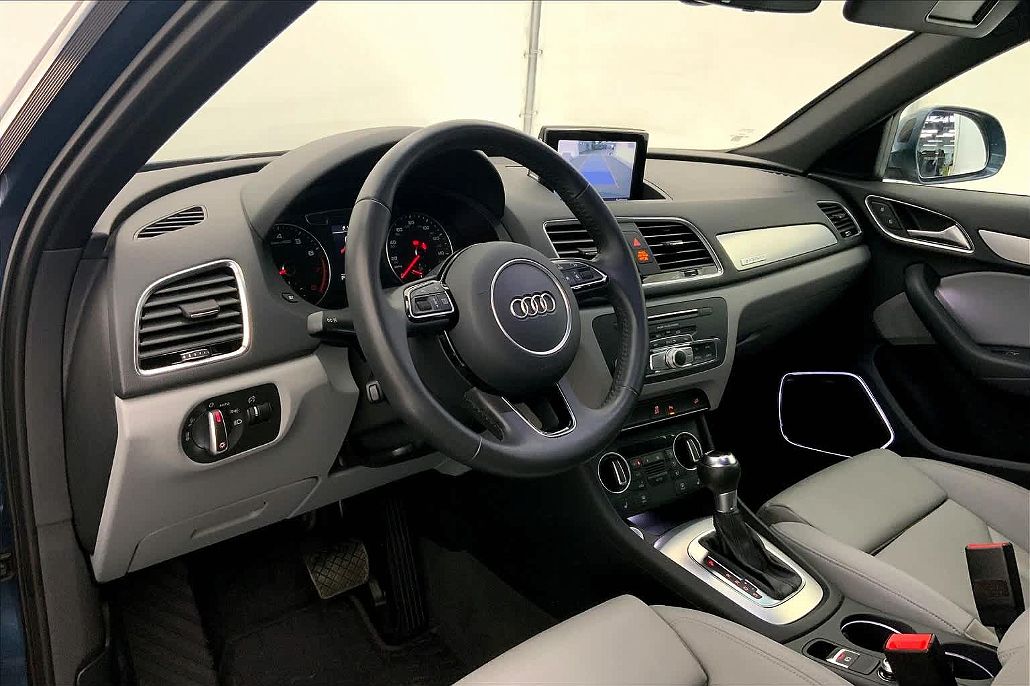 2018 Audi Q3 Premium Plus image 1