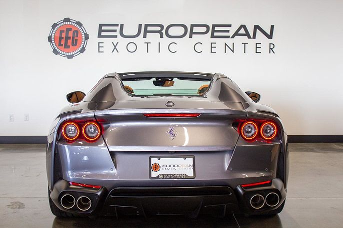 2021 Ferrari 812 GTS