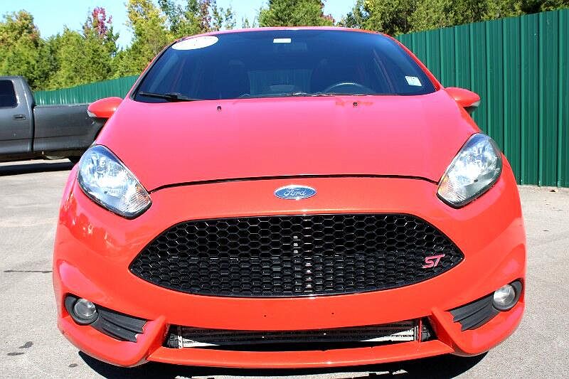 2014 Ford Fiesta ST image 1