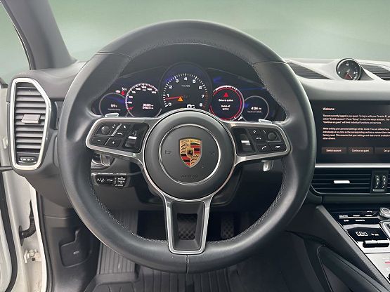 2023 Porsche Cayenne Base photo 12