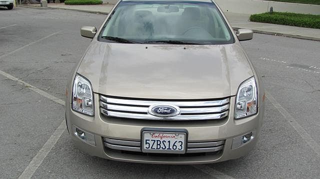 2007 Ford Fusion SEL image 1