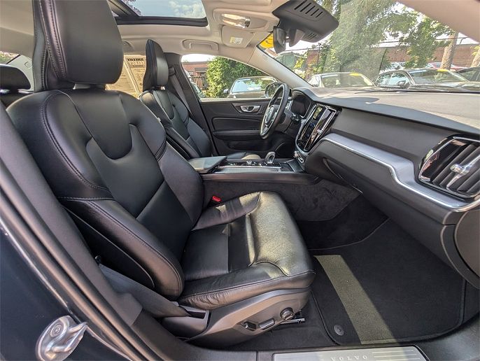 2025 Volvo S60