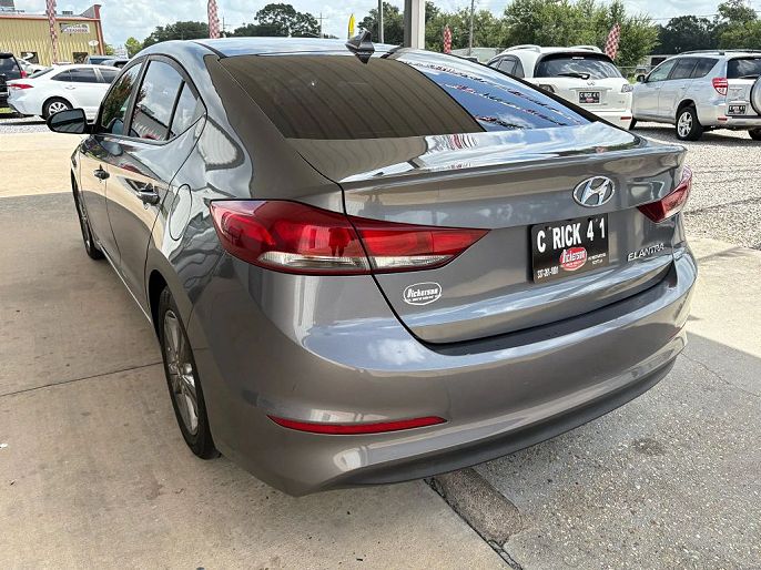 2018 Hyundai Elantra