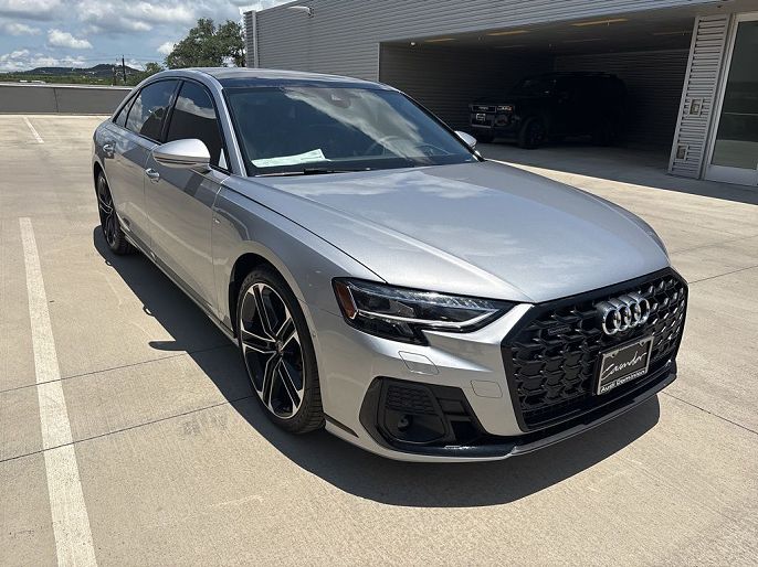 2025 Audi A8