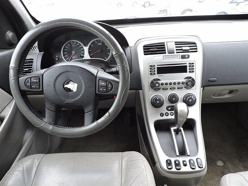 2006 Chevrolet Equinox LT image 9