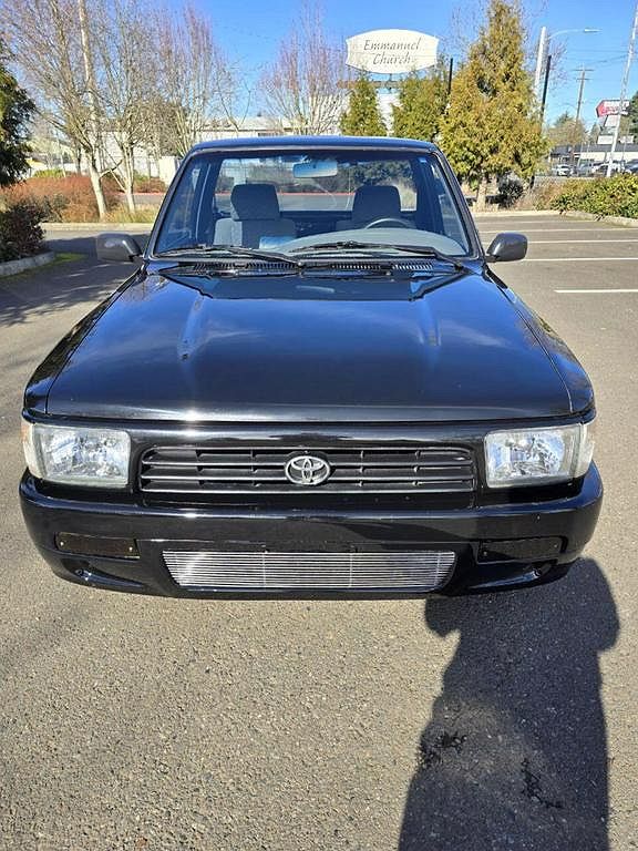 1992 Toyota Pickup null image 1