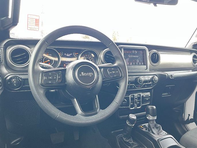 2023 Jeep Gladiator