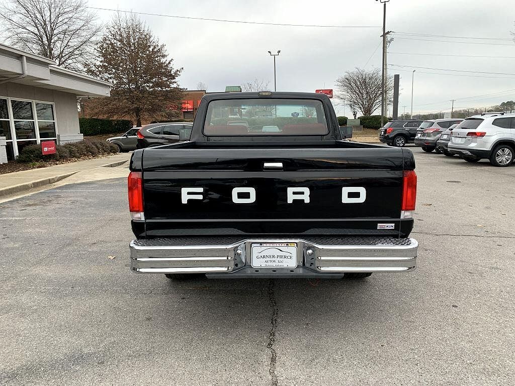 1989 Ford F-150 null image 9