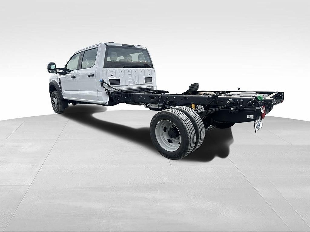 2023 Ford F-450 XL image 2
