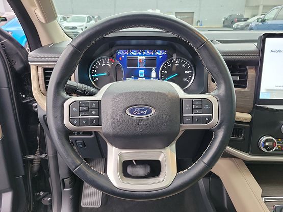 2024 Ford Expedition MAX Limited photo 3