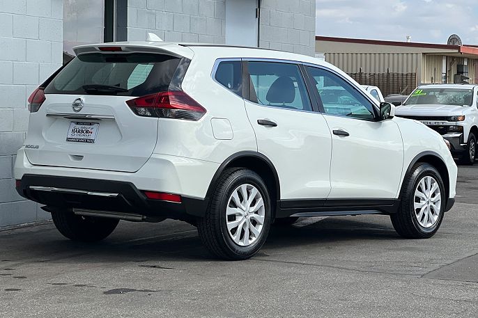 2020 Nissan Rogue