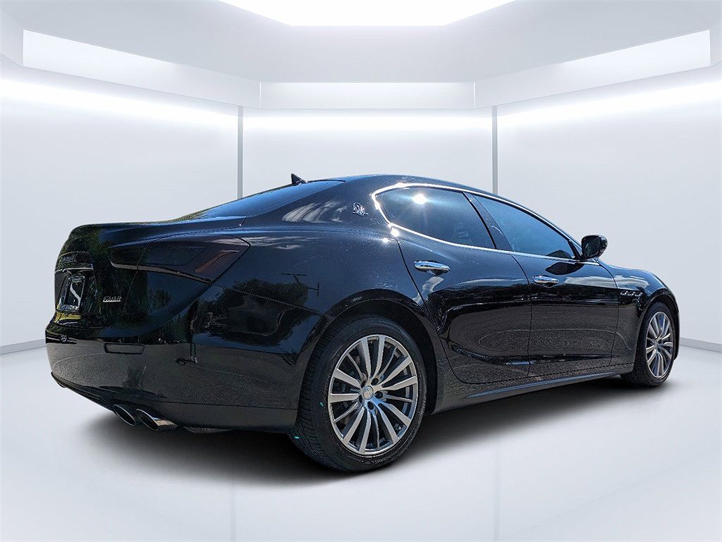 2016 Maserati Ghibli Base image 3