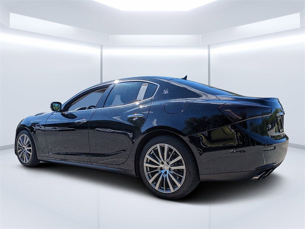 2016 Maserati Ghibli Base image 5