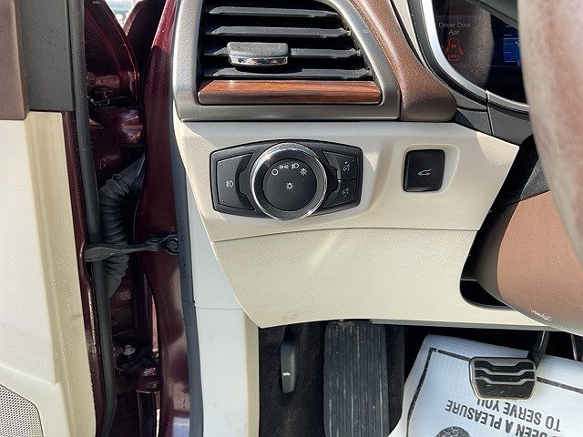 2017 Ford Fusion Platinum image 14