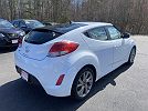 2017 Hyundai Veloster null image 4