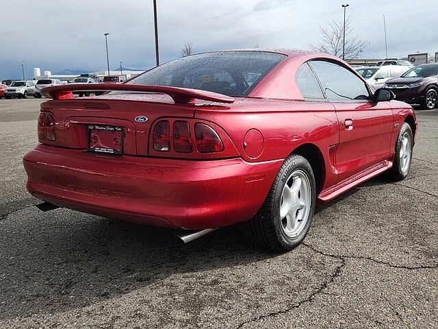 1998 Ford Mustang GT image 2