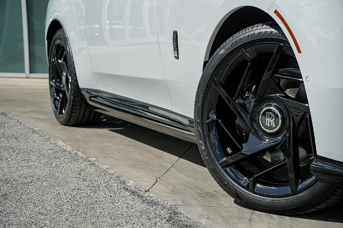 2025 Rolls-Royce Spectre