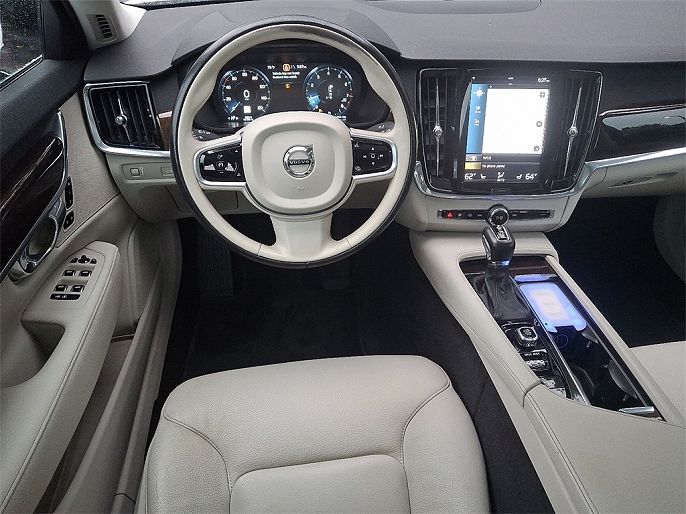 2018 Volvo S90