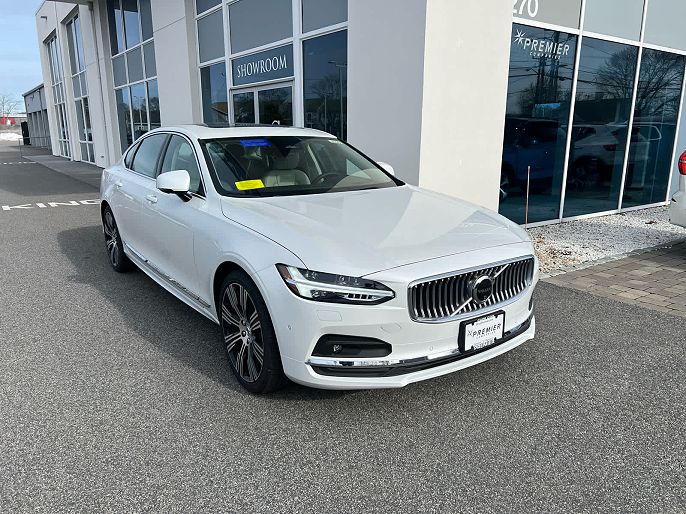 2025 Volvo S90