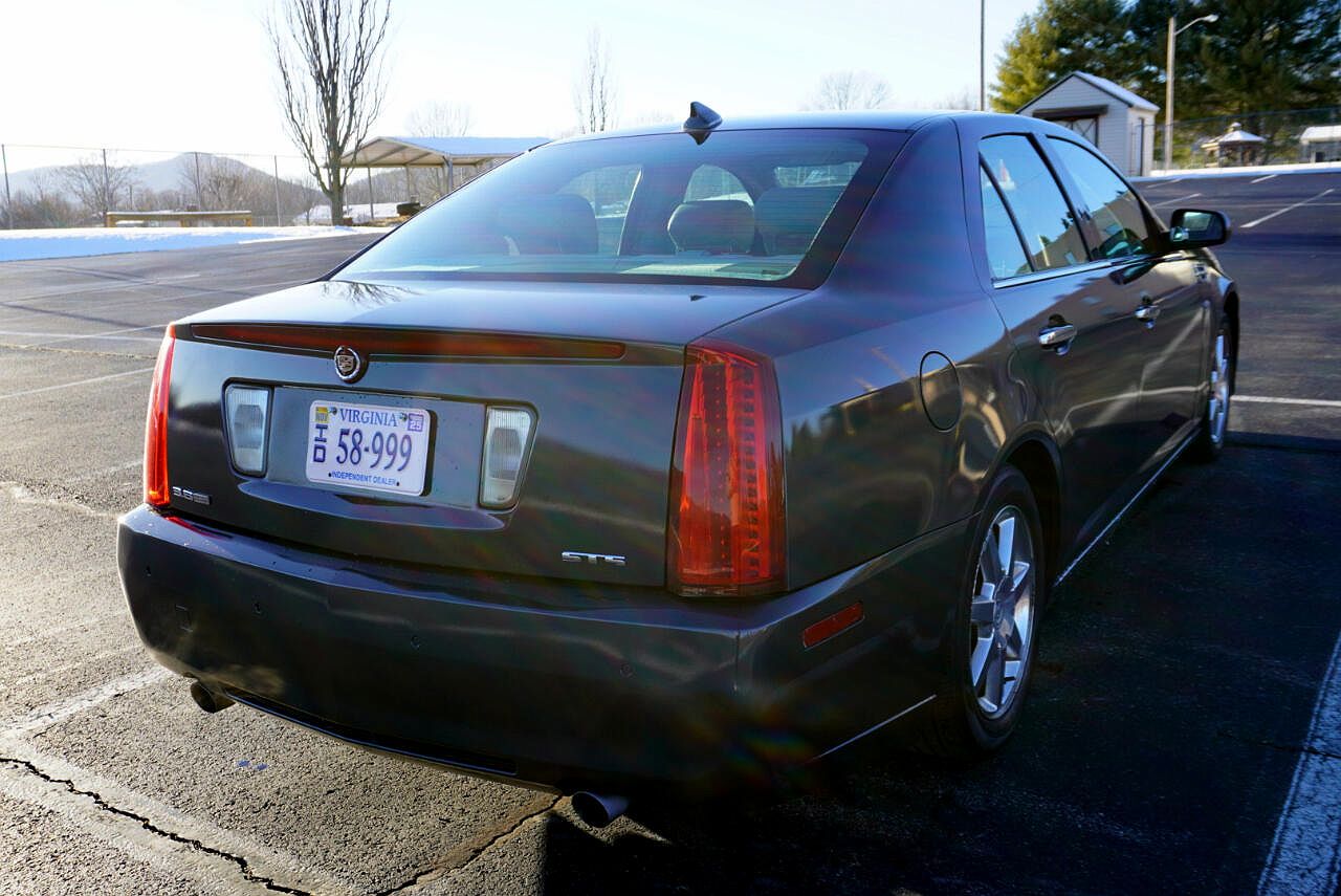 2009 Cadillac STS Luxury image 10