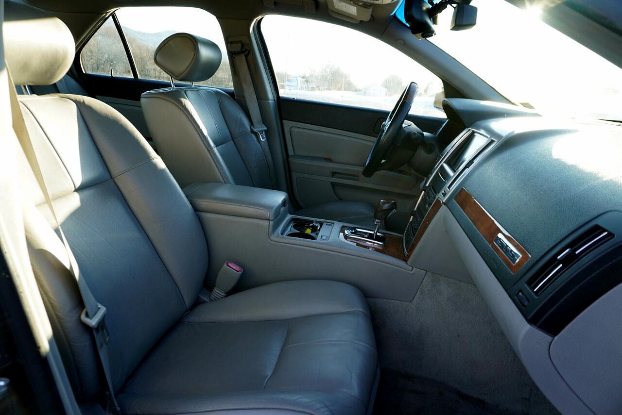 2009 Cadillac STS Luxury image 26
